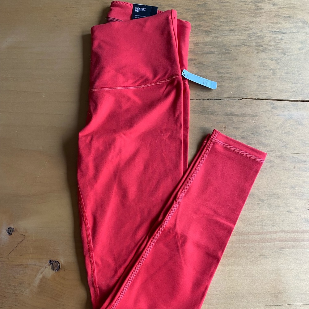 Victoria's Secret Knockout Legging